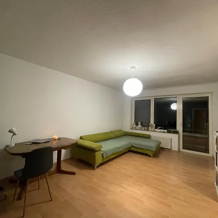 With Balcony Near The Fair Apartment Hannover